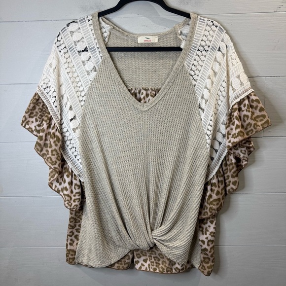 Hummingbird Women's Leopard Print and Cream Knit Women's Top Large - Picture 9 of 9